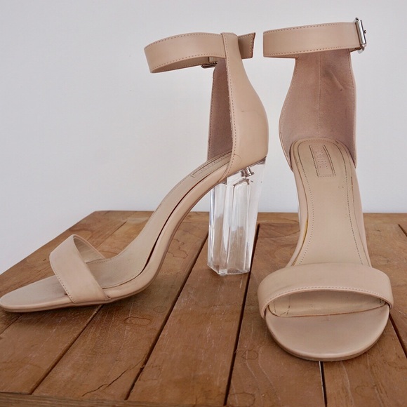 Nude Forever 21 heel. - Picture 2 of 3